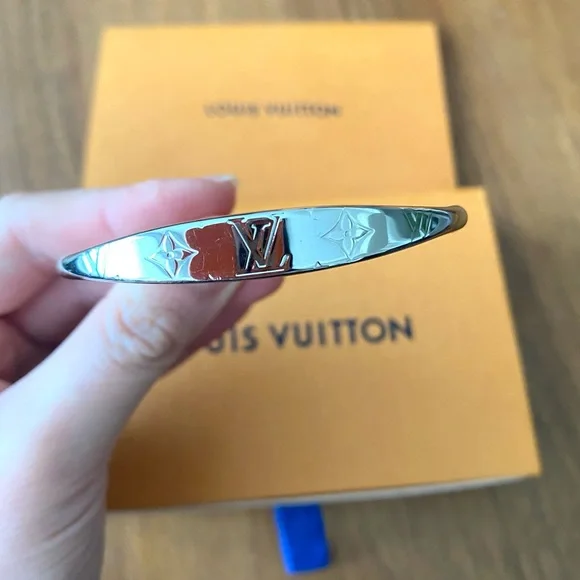 Louis Vuitton MONOGRAM JONC bracelet for mens